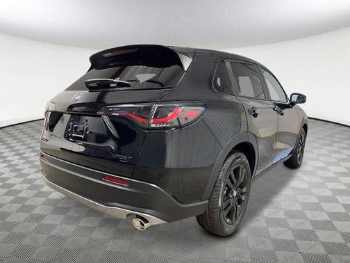 Crystal Black Pearl 2026 Honda HR-V Sport