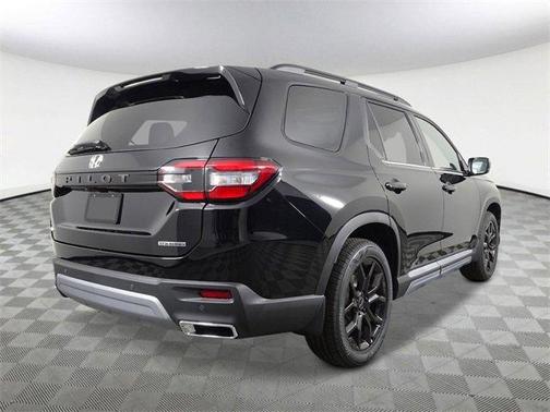 2025 Honda Pilot Touring+