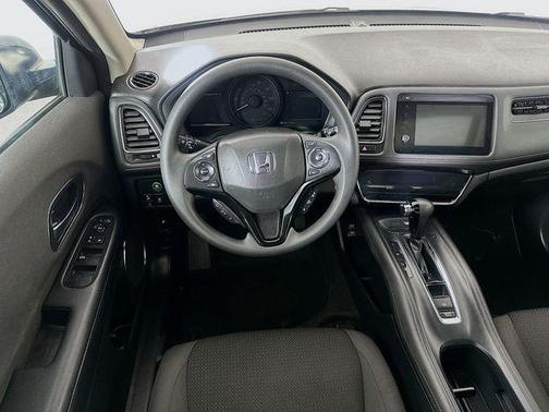 Crystal Black Pearl 2022 Honda HR-V EX