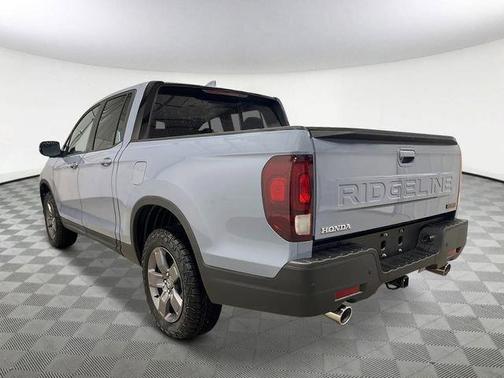 Sonic Gray Pearl 2026 Honda Ridgeline TrailSport
