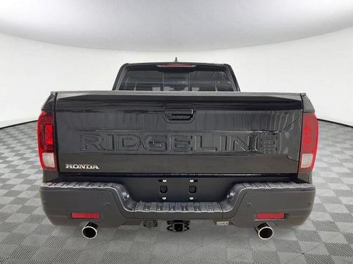 Crystal Black Pearl 2026 Honda Ridgeline Black Edition