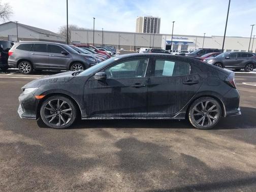 Photo 2 of 15 of 2019 Honda Civic Sport Touring