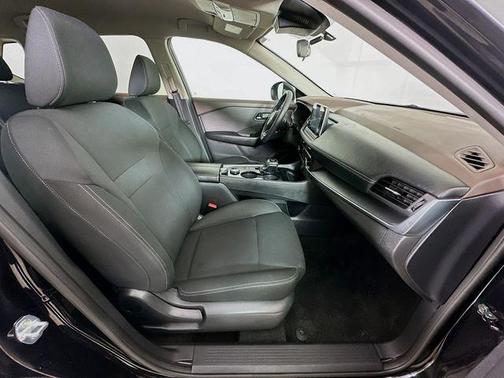 Black 2023 Nissan Rogue S