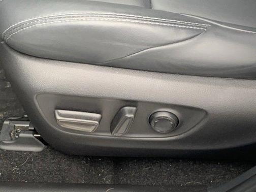 2024 Toyota Venza Nightshade