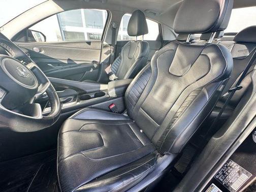 2023 Hyundai ELANTRA HEV Limited