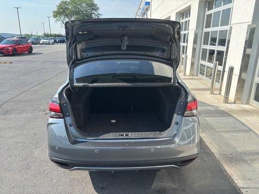 2020 Nissan Versa 1.6 SR