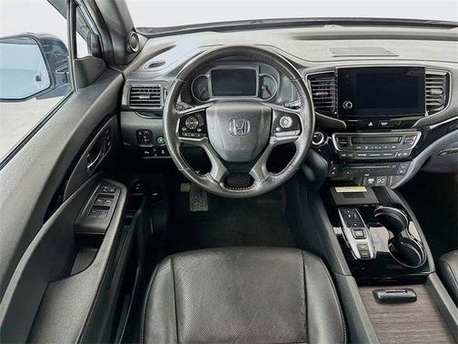 2022 Honda Pilot Black Edition