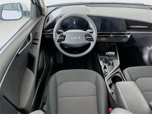 2024 Kia Niro LX
