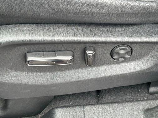 Crystal Black Pearl 2026 Honda Odyssey EX-L