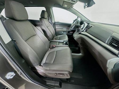 Pacific Pewter Metallic 2023 Honda Odyssey EX