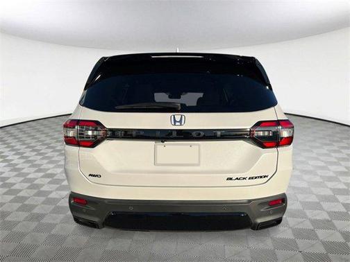 2026 Honda Pilot Black Edition