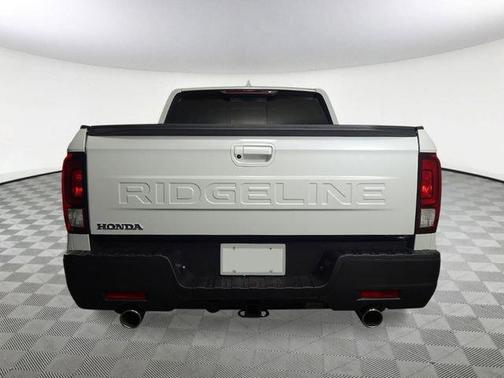 Platinum White Pearl 2026 Honda Ridgeline RTL