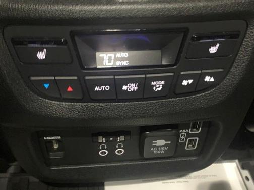 2022 Honda Pilot Touring 7-Passenger