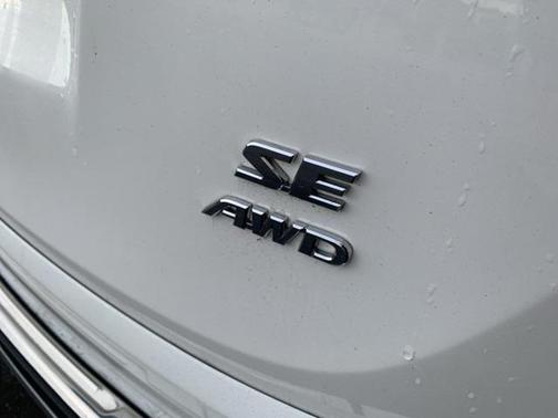 2018 Toyota RAV4 SE
