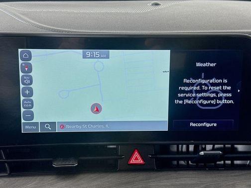 Glacial White Pearl 2023 Kia Sportage X-Line