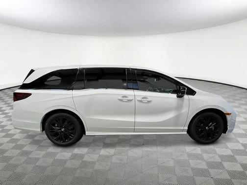 Platinum White Pearl 2026 Honda Odyssey Sport-L