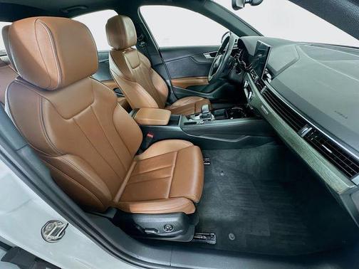 2020 Audi A4 40 Premium Plus