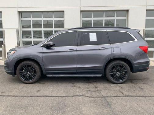 Modern Steel Metallic 2022 Honda Pilot Special Edition
