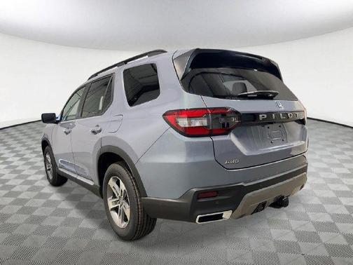 Sonic Gray Pearl 2026 Honda Pilot EX-L