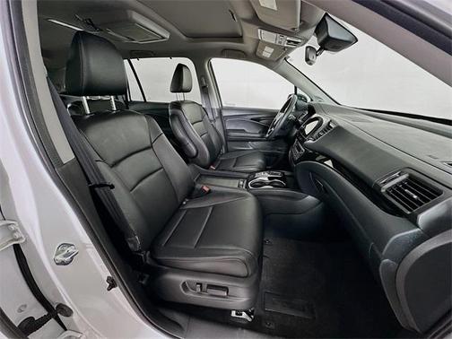2022 Honda Pilot Touring 7-Passenger
