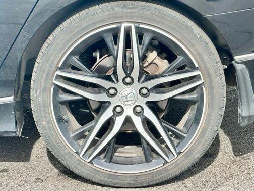 Crystal Black Pearl 2021 Honda Accord Touring 2.0T