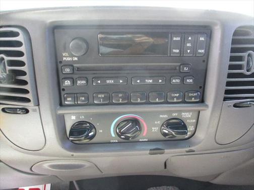 2001 Ford F-150 Lariat