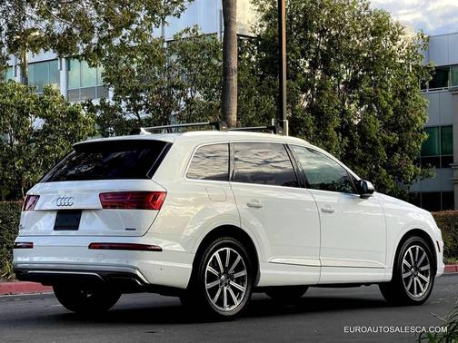 2019 Audi Q7 55 Premium Plus