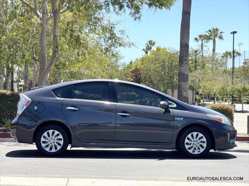 2013 Toyota Prius Plug-in Advanced