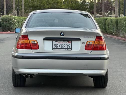 2004 BMW 325 325xi AWD 4dr Sedan