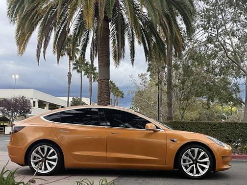 2018 Tesla Model 3 Long Range