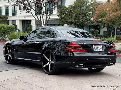 2011 Mercedes-Benz SL-Class SL 550 2dr Convertible