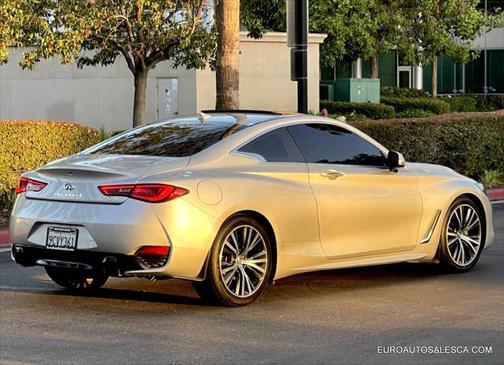 2018 INFINITI Q60 3.0T LUXE