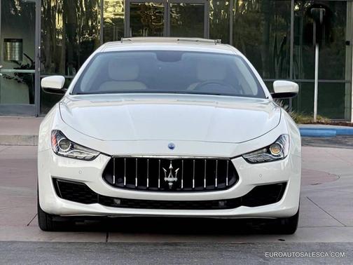2018 Maserati Ghibli Base