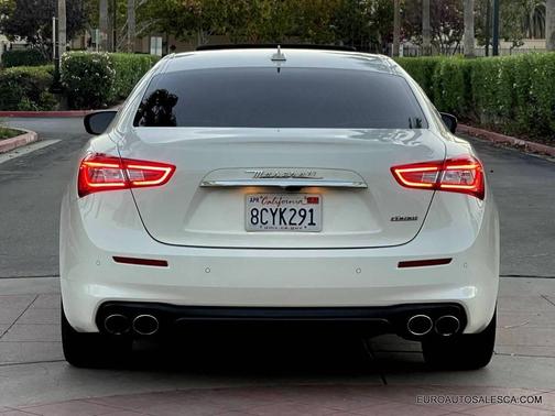 2018 Maserati Ghibli Base