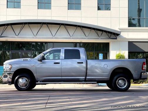 2024 RAM 3500 Tradesman Crew Cab 4x4 8' Box