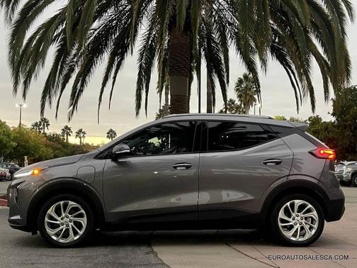 2023 Chevrolet Bolt EUV FWD LT