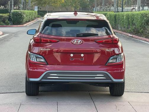 2022 Hyundai KONA EV Limited