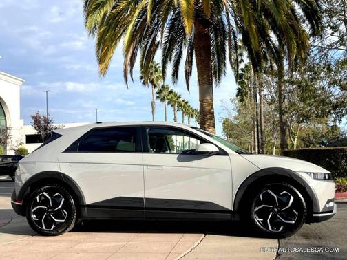 2024 Hyundai IONIQ 5 SEL