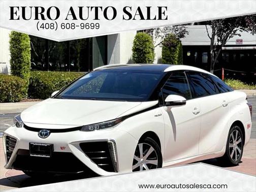 2017 Toyota Mirai Base