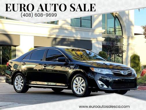 2012 Toyota Camry Hybrid XLE