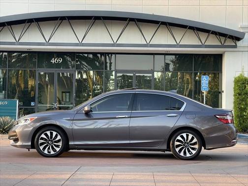 2017 Honda Accord Hybrid EX-L