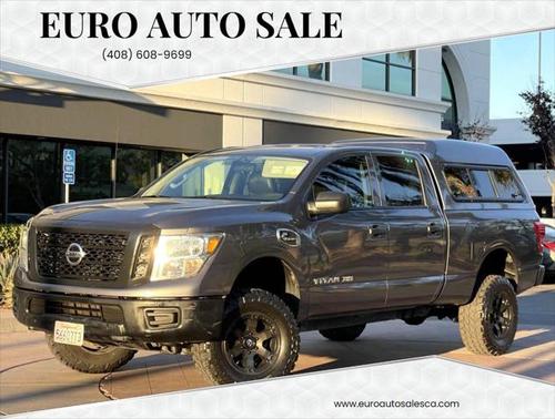 2017 Nissan Titan XD SV