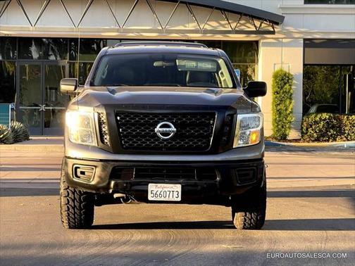 2017 Nissan Titan XD SV