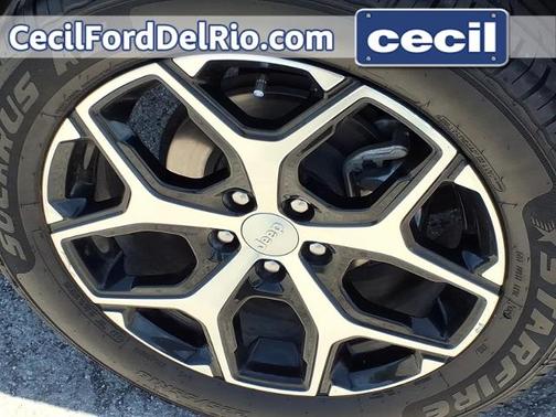 White 2024 Jeep Compass LIMITED