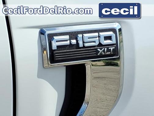 OXFORD WHITE 2025 Ford F-150 XLT
