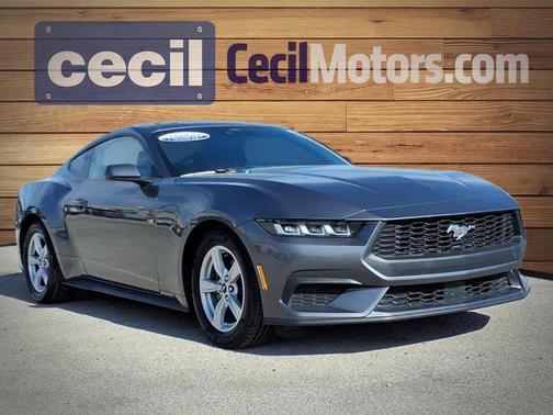 2024 Ford Mustang ECOBOOST PREMIUM