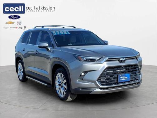 Gray 2025 Toyota Grand Highlander