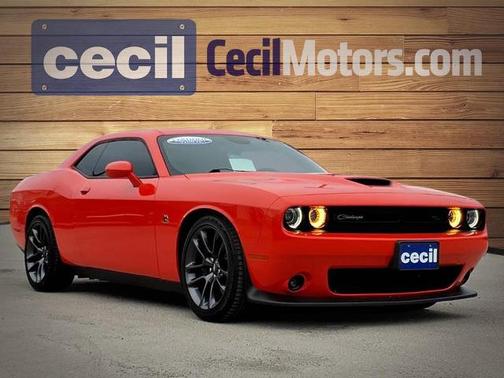 2023 Dodge Challenger R/T SCAT PACK