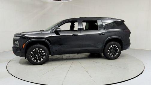 Mosaic Black Metallic 2024 Chevrolet Traverse Z71