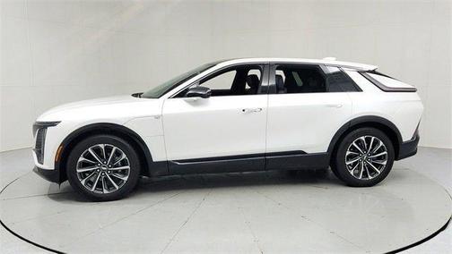 2024 Cadillac LYRIQ Sport